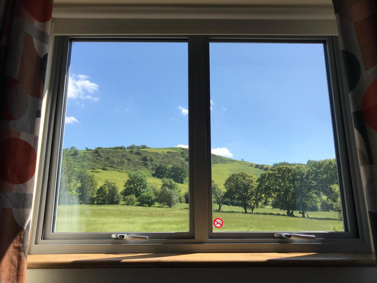 Moelfre B&B 马汉莱斯 外观 照片